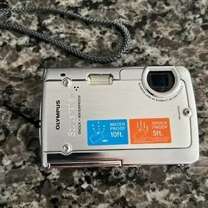 OLYMPUS μ720sw#637 Amazon.com : OM SYSTEM OLYMPUS Stylus 720SW 7.1MP Ultra Slim